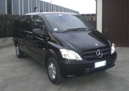 MERCEDES VAN posti 8 + Autista